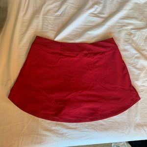 OV Exercise Skort in Scarlet XS
